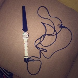 Hot tools curling wand